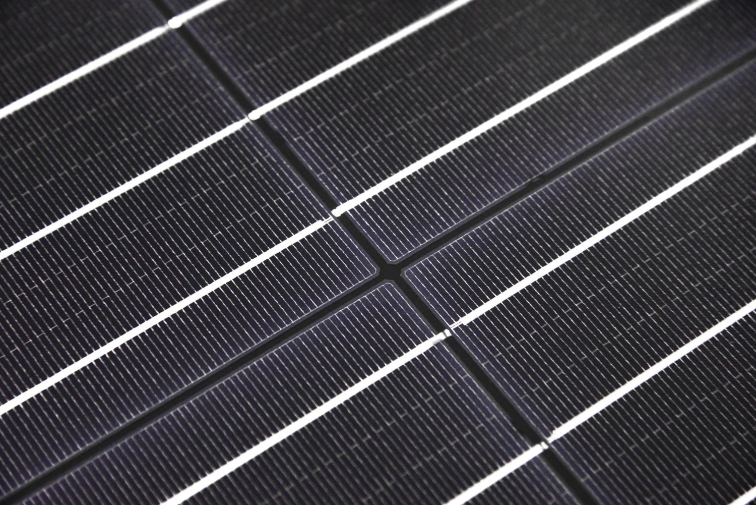 SKANBATT Solcellepanel 200W - All Black - Mono - PERC - 1500x680x35mm - Image 2